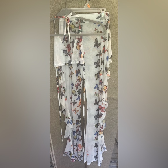 Butterfly Print White Sheer Coverup - Picture 4 of 5